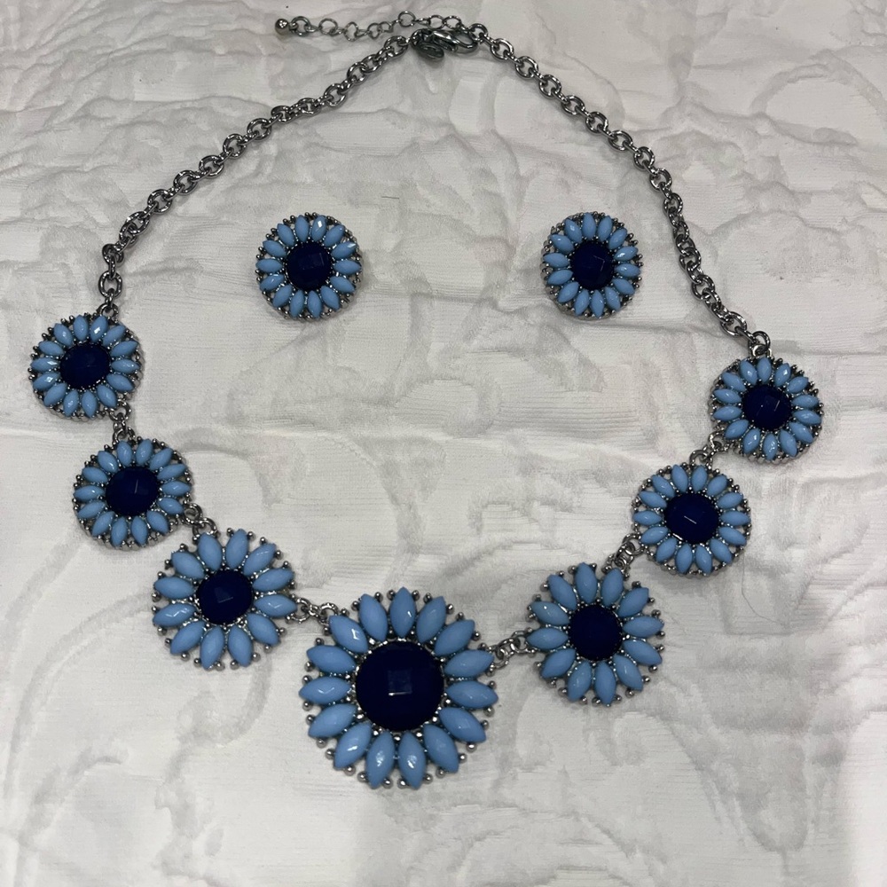 Blue flower silver necklace and earrings
